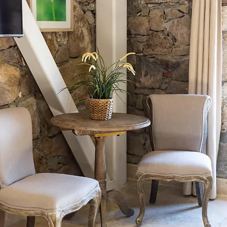 فندق Sonef House
