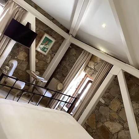 Sonef House * Tenedos