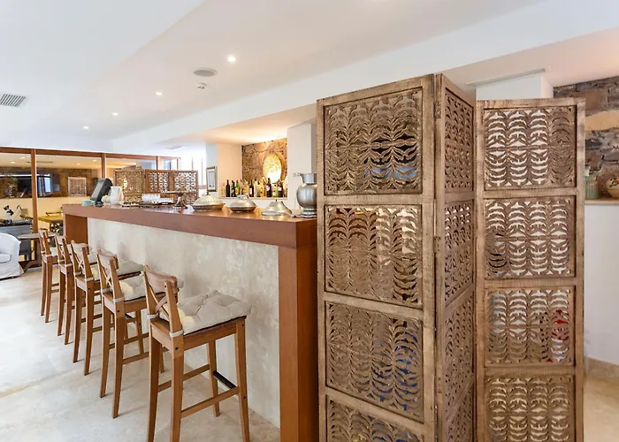 Sonef House Отель Бозджаада